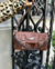 Morral de cuero con correas, mujer