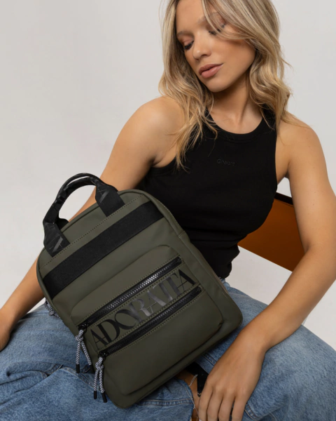 Mochilas Efecto Cuero Engomado color verde