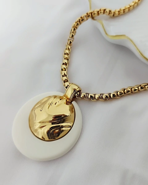 Colar Azaleia Off-white Semijoia - comprar online