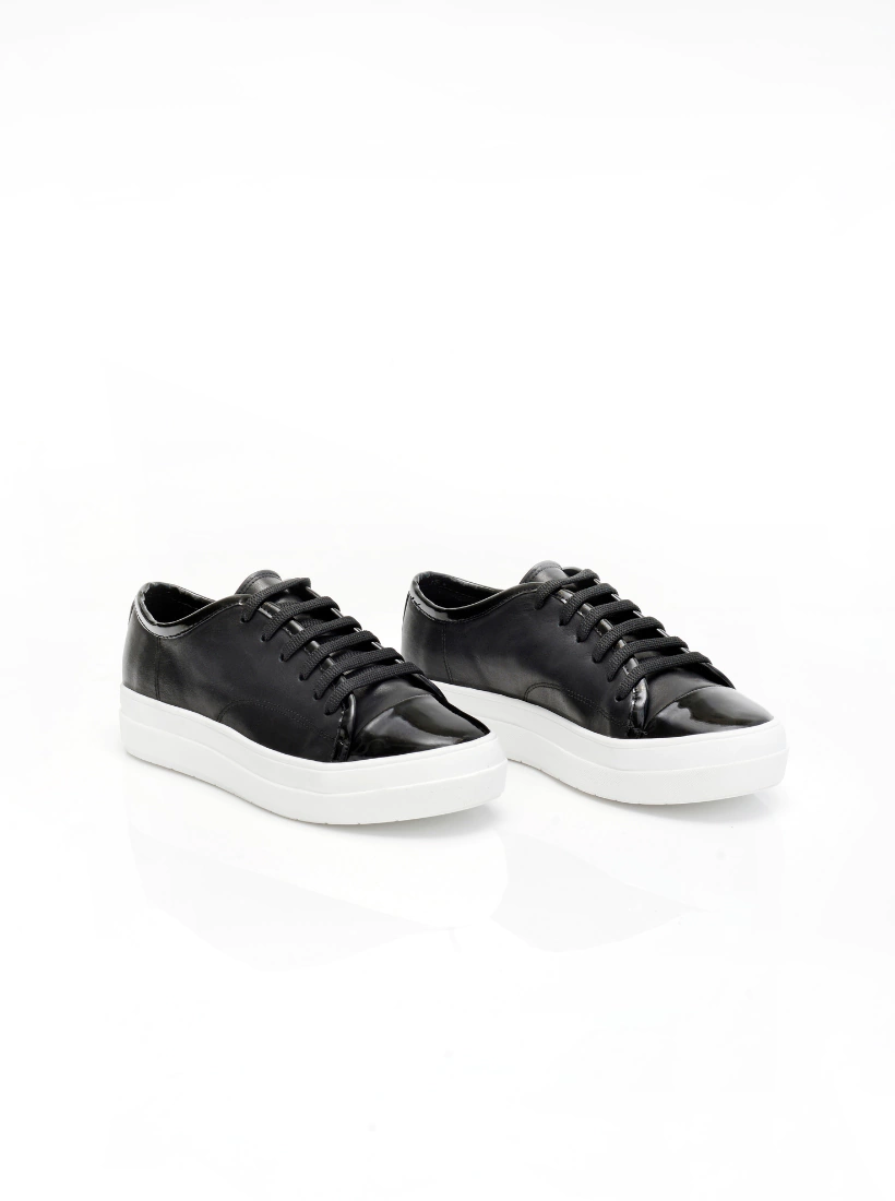 NEW KENDAL (NEW IN LIMITED EDITION)