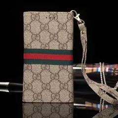 GG Flip Cover Strass en internet