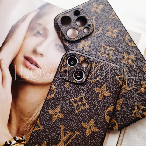 Monogram con Cubre Camara