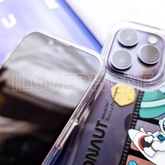 Astronaut Universe Case en internet
