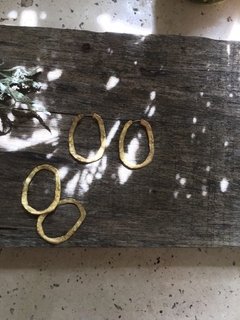 Aretes cadenas chicos, se pueden usar con uno o dos eslabones - tienda online