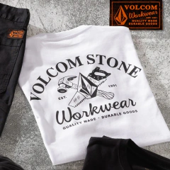 Camiseta Volcom Cross Cut (Preto) na internet