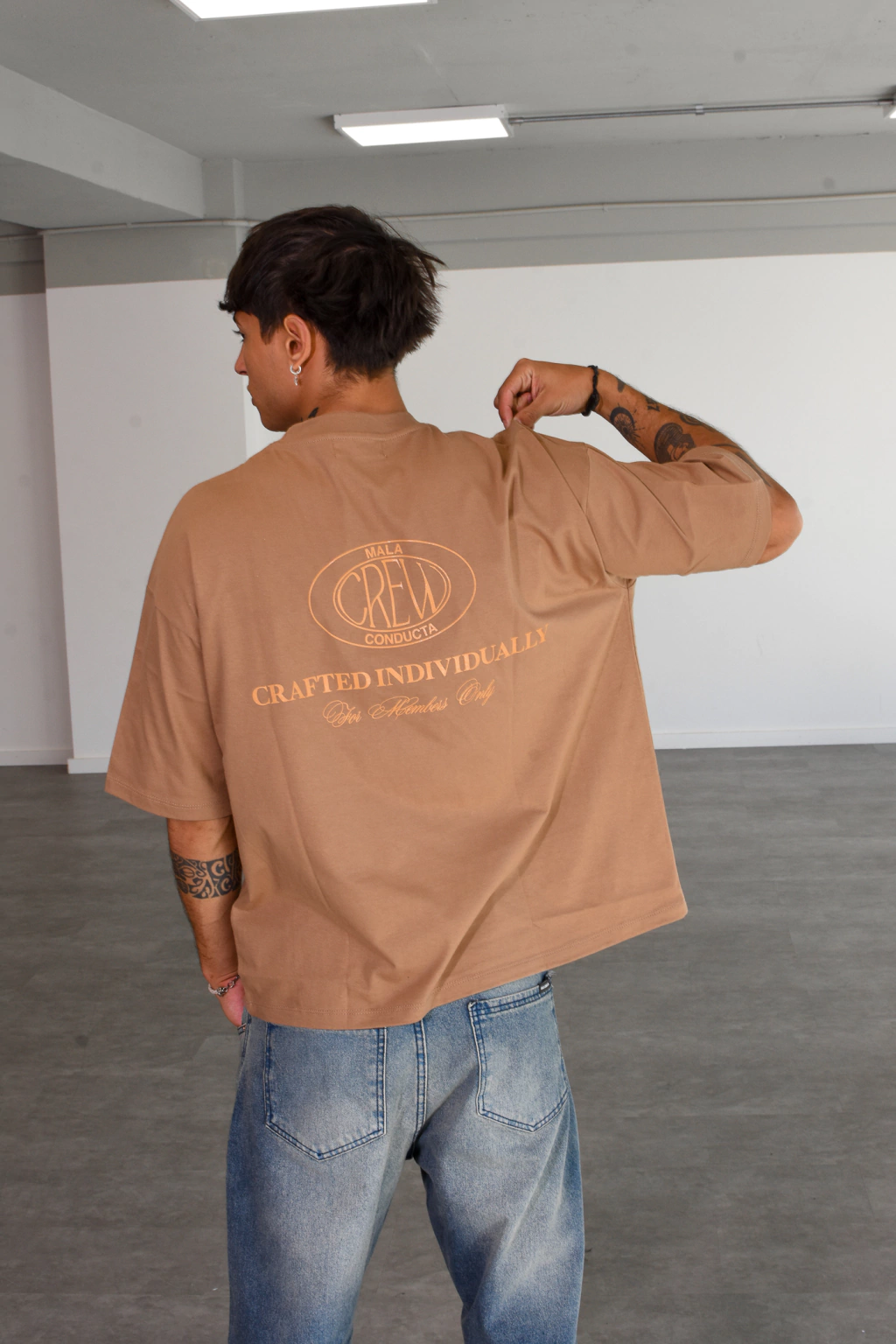 Remera Boxy CREW (coco)