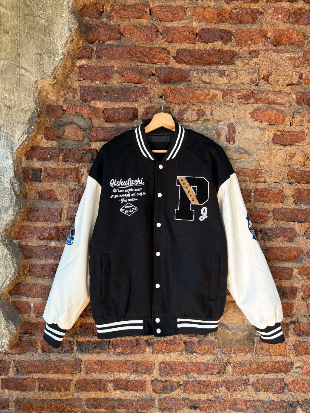 Chaqueta VARSITY PAUL (Negra)