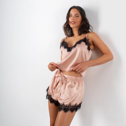 Short Jara Liso
