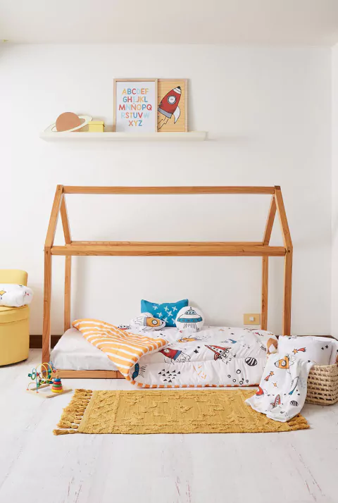 Espacio - (acolchado + chichonera + 3 almohadones)