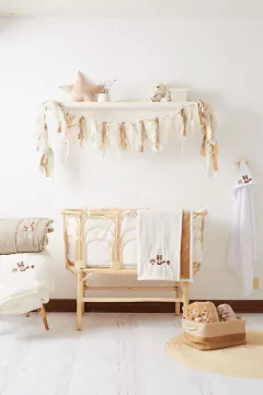 Banderín tusor bordado - mapache en internet