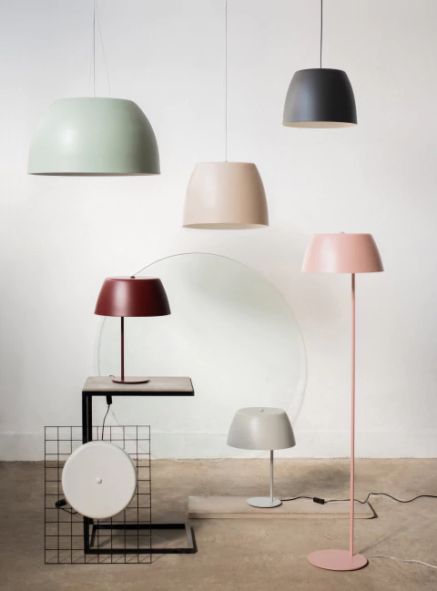 Lámpara de pie Renata en internet