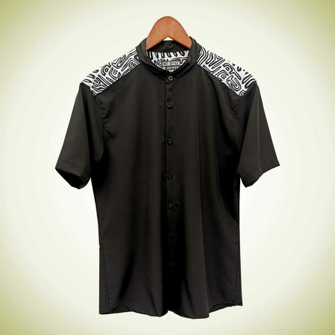 Camisa combinada negro y blanco