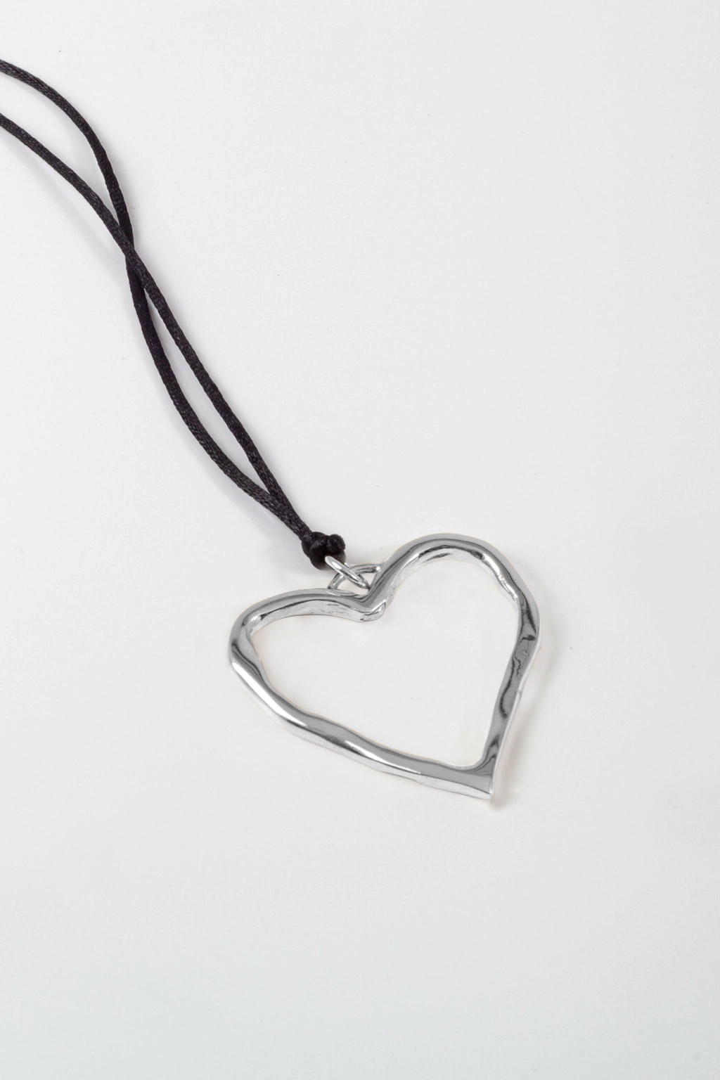 Collar Iris plateado