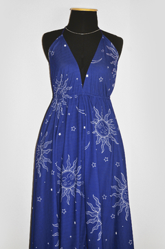 Vestido Místico Sol e Lua Azul na internet