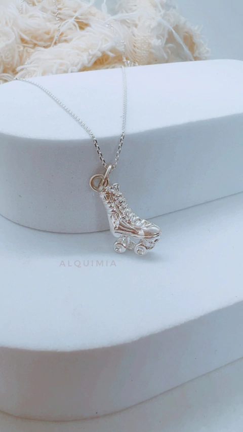 DIJE “ PATÍN” - PLATA 925- (SIN CADENA)- D.072