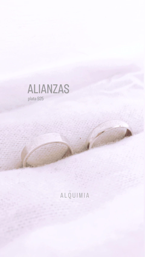 ALIANZA CLASICA MEDIA CAÑA O CINTA A PEDIDO- PLATA 925- POR UNIDAD - (incluye 1 grabado simple de fecha o nombre)- DEMORA DE 5 a 7 dias HABILES!