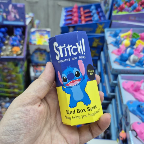 Kit C/12 Boneco Decorativo surpresa Stitich -Blind Box - comprar online