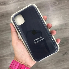 Silicone Case Iphone 11 - Varios colores - Celplaza Store