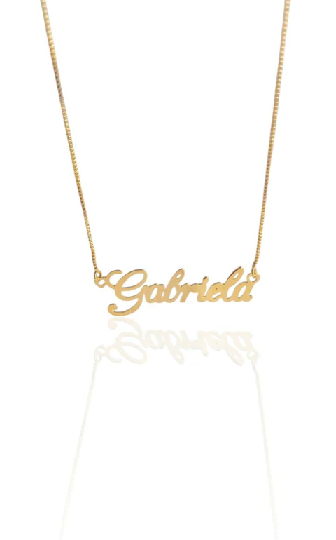 Colar com nome personalizado