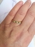 Anel meia aliança verde e cristal banhado a ouro 18k - comprar online