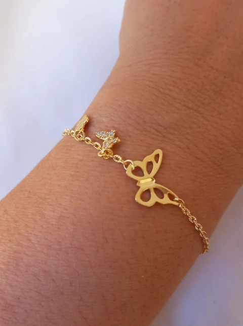 PULSEIRA BORBOLETAS E FLOR BANHADA A OURO 18K - comprar online
