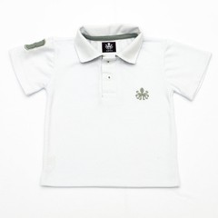 Polo Infantil Bordada Para Meninos Manga Curta Piquet Branco Com Detalhes Em Cinza | Otto