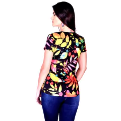 T-Shirt Feminina Flores Aquarela - Otto na internet