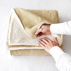 MANTA WAFFLE Y CORDERITO GRANDE en internet