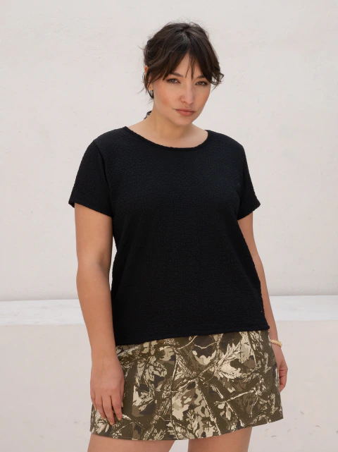 REMERA HAWAII NEGRA
