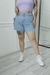 SHORT JEAN MOM CARGO MEDIO ELASTICO CELESTE en internet