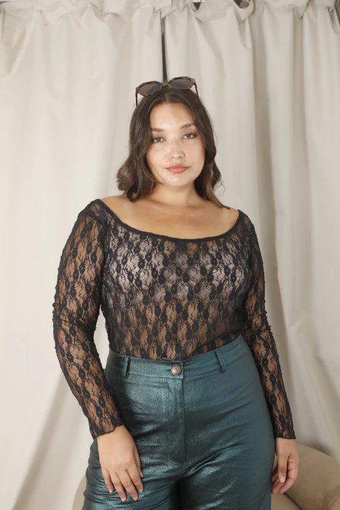 BODY ENCAJE MANGA LARGA NEGRO - comprar online