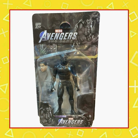 Muñeco Avengers Pantera Negra con cabeza extra