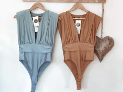 Body con hombreras en internet