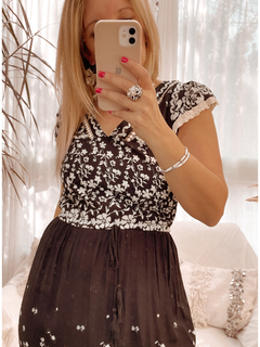 Vestido Theseus en internet