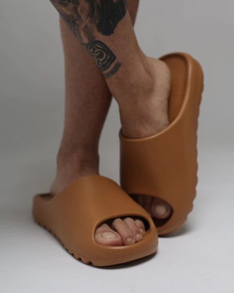 Slide Neoblock Caramelo Nuvem Conforto e Alta Durabilidade - comprar online