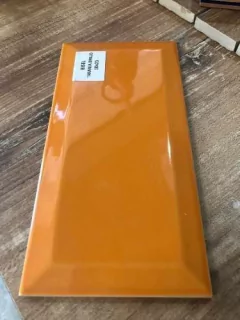 Ceramica Biselada 10x20 Naranja Br Azulejo Subway New York - comprar online