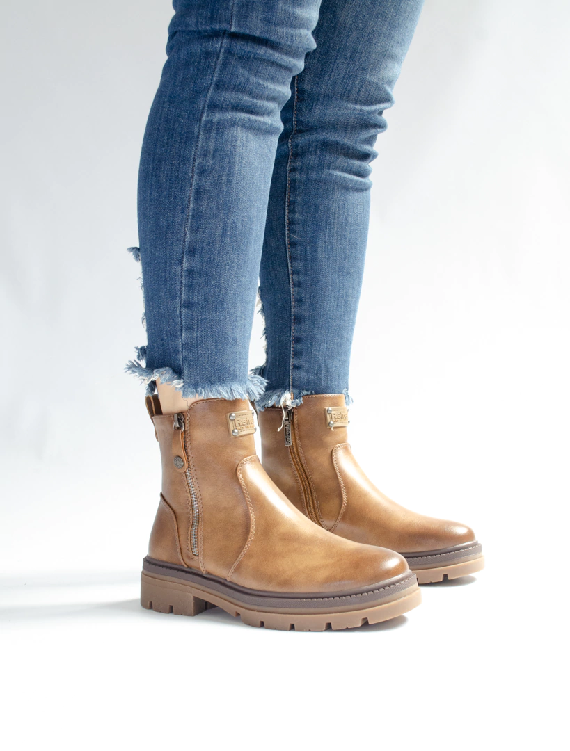 XTI-BORCEGO 1002