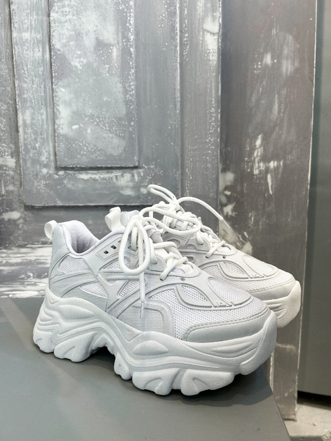 Zapas Isis