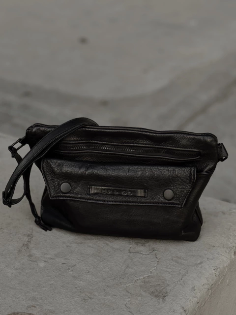Crossbody Total Black - comprar online