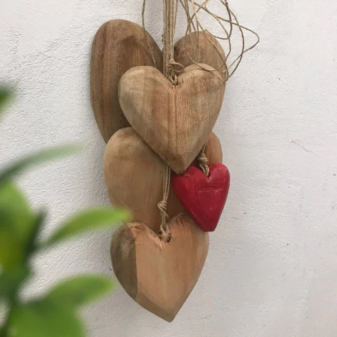 Coração Madeira Natural Penca G c5 Corações Rami