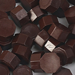Pack de pastillitas de lacre octogonales x 100 unid SERIE V