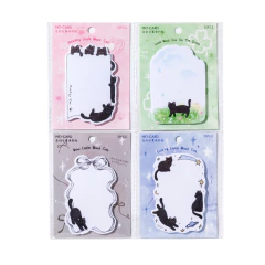 Pack de sticky notes con diseño de gatitos negros, incluye 4 modelos con 30 hojas cada uno, colores de fondo rosa, verde, gris y celeste.