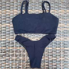 Canelado Preto - Asa delta e top faixa - comprar online