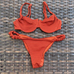 Croche Terracota- Frufru e top estruturado meia taça - comprar online