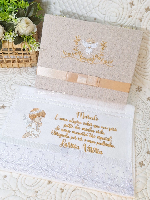 Caixa Convite Padrinhos De Batismo Com Toalha Bordada