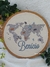 Enfeite maternidade bastidor bordado - Mapa Mundi