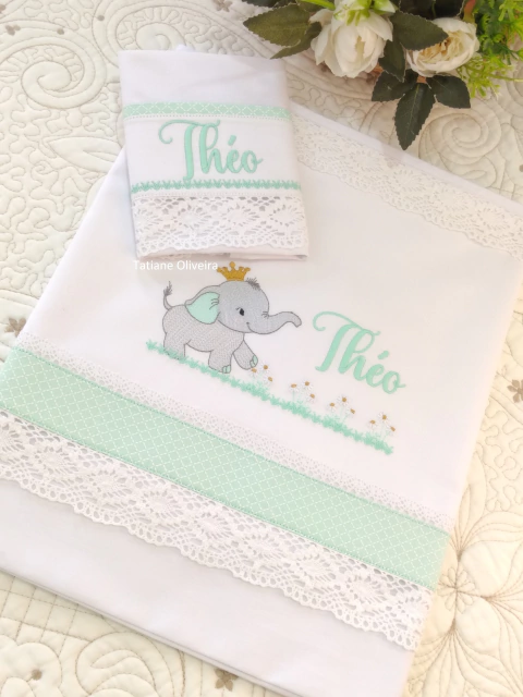 Jogo de lençol bordado para berço - 2 peças