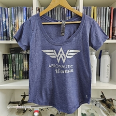 remera mujer cuello amplio Aeronautic Woman