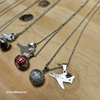 mundo ceramica con avion