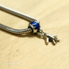 collar Mundo con Avion